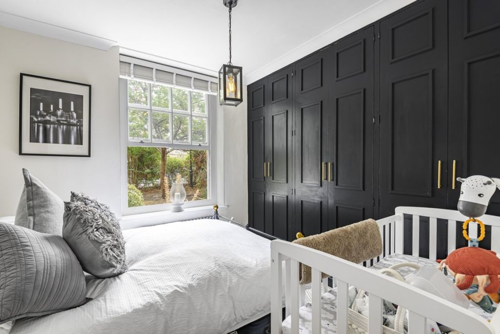 Property photo 1 of 8 888166 (6)