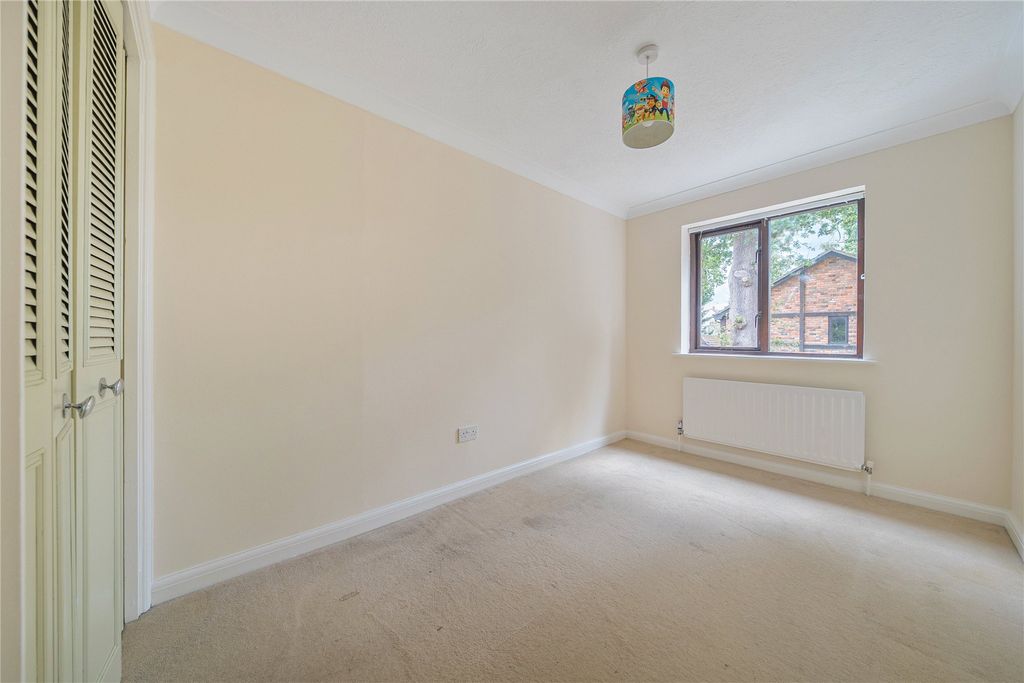Property photo 3 of 20 Picture No. 02