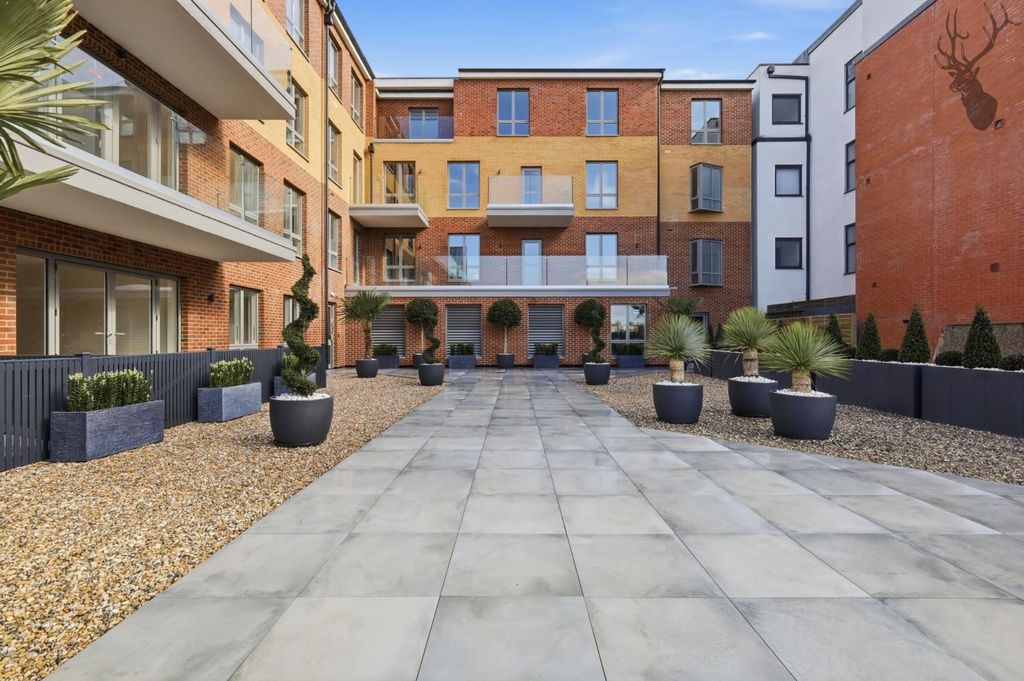 Additional image 20 of 2 bed flat for saleNovella, Chigwell IG7