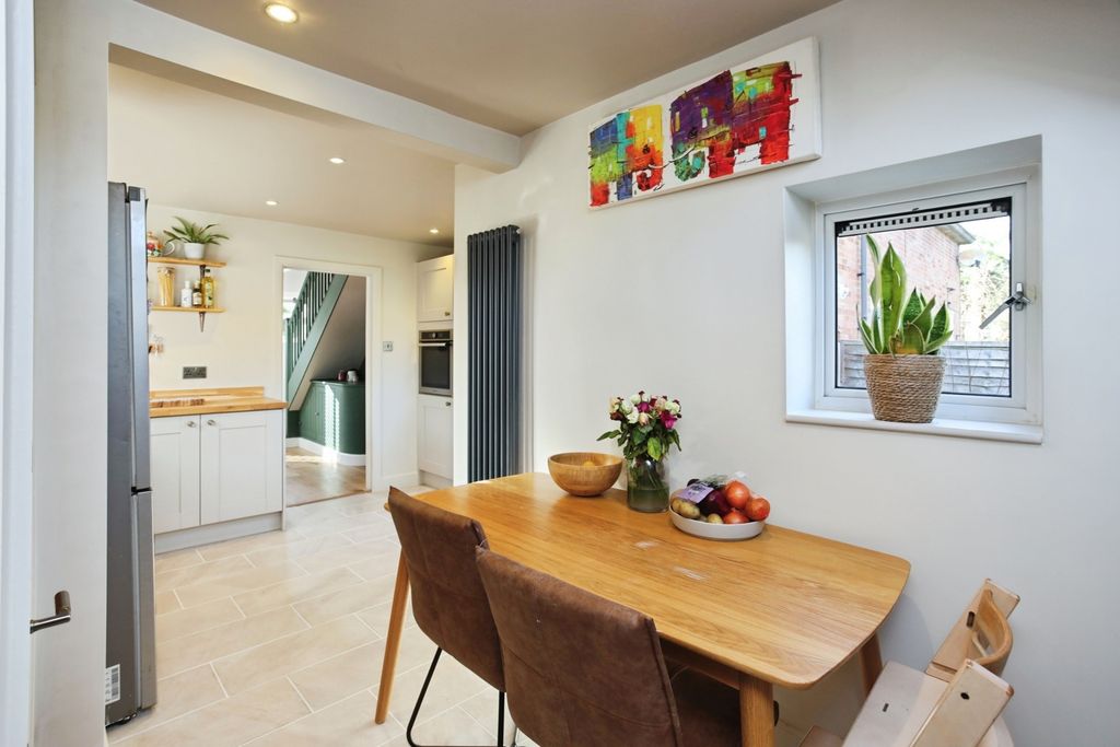 Property photo 3 of 14 Pbox-Img.Jpg