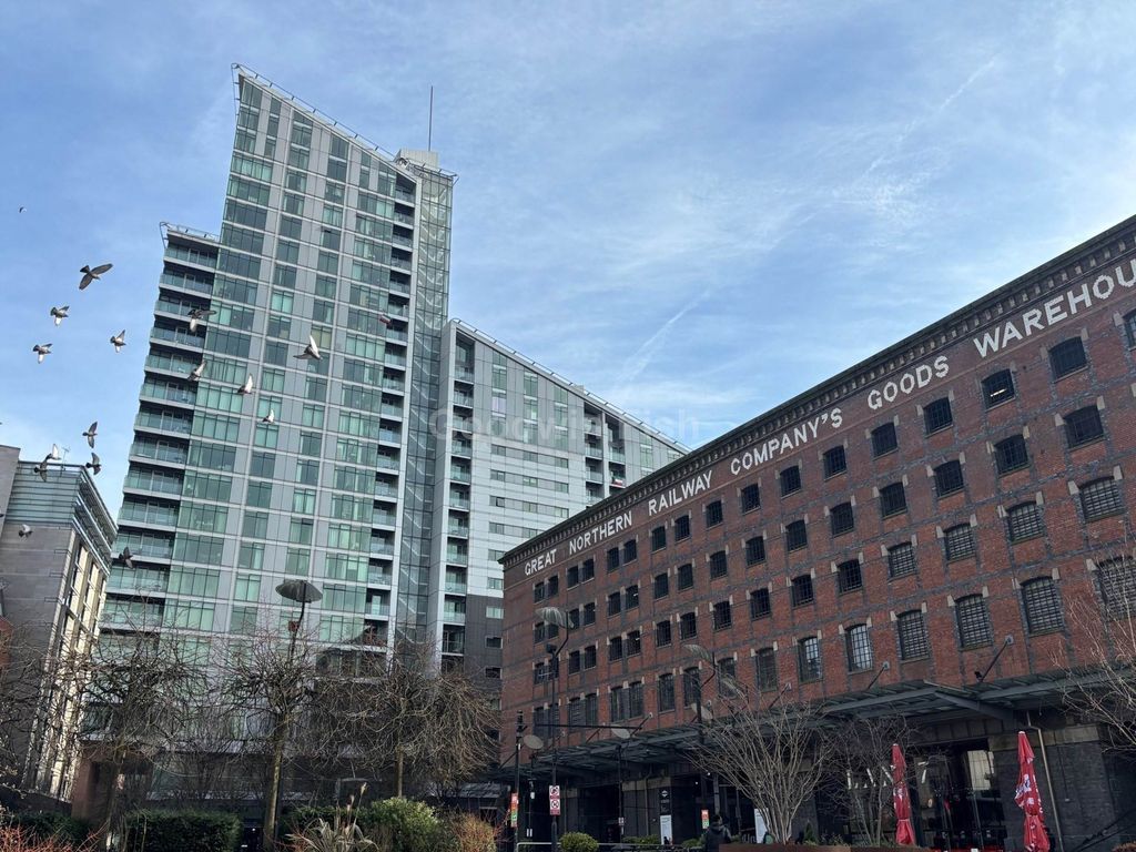 Property photo 1 of 20