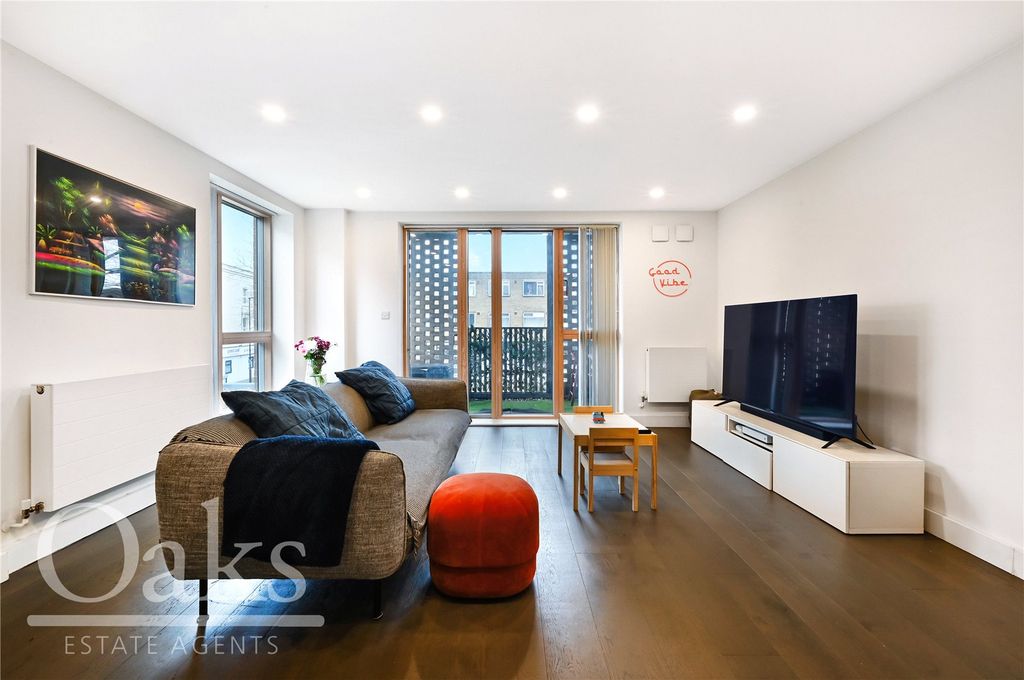 Property photo 1 of 9 Picture No. 08