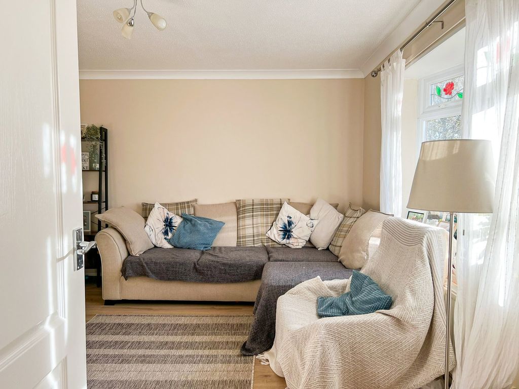 Property photo 3 of 23