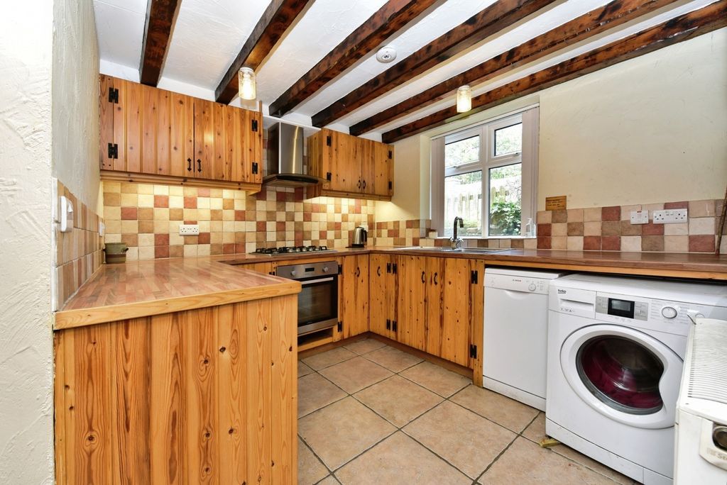 Property photo 2 of 17 Photo