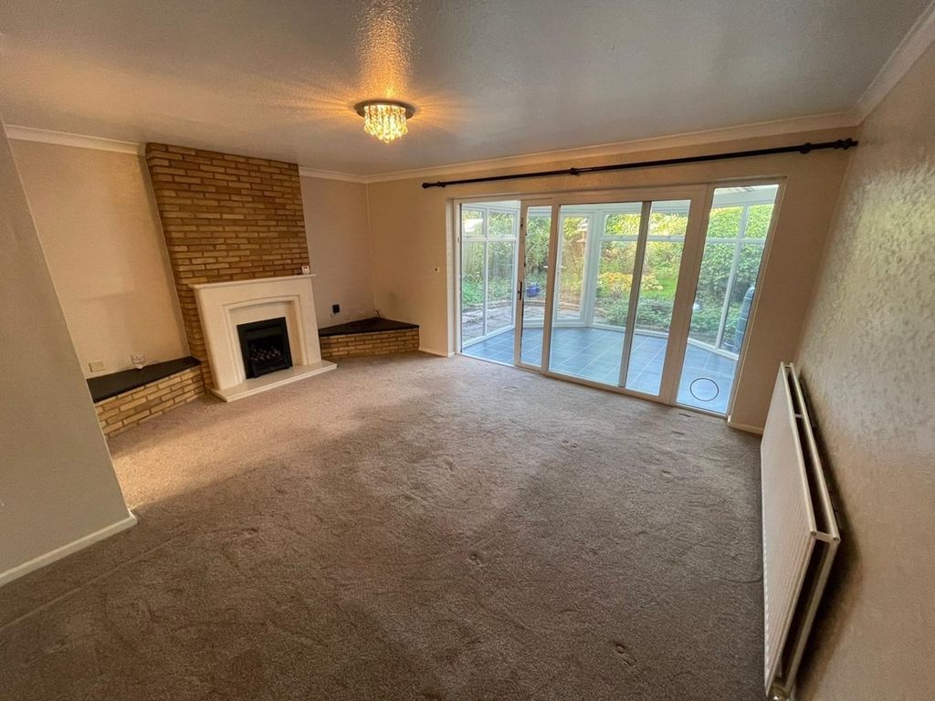 Property photo 2 of 23