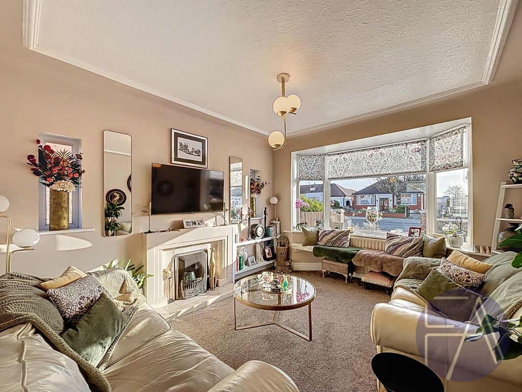 Property photo 3 of 31 4973466