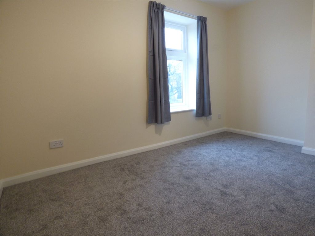 Property photo 3 of 7 Picture No. 02