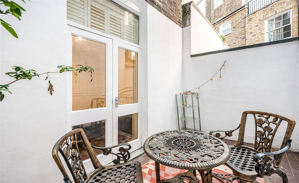 Property photo 3 of 7 Picture No. 08