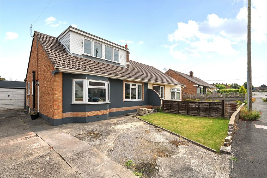 Property photo 1 of 22 Picture No. 05