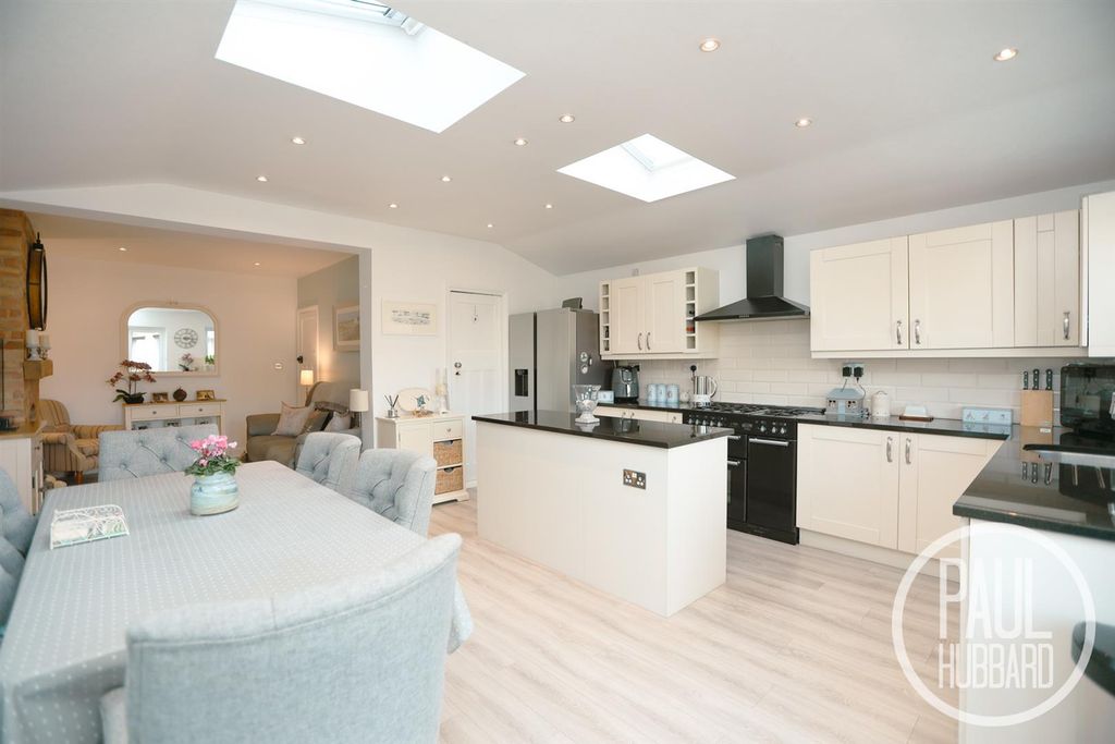 Property photo 3 of 21 7R5A8083-2.Jpg