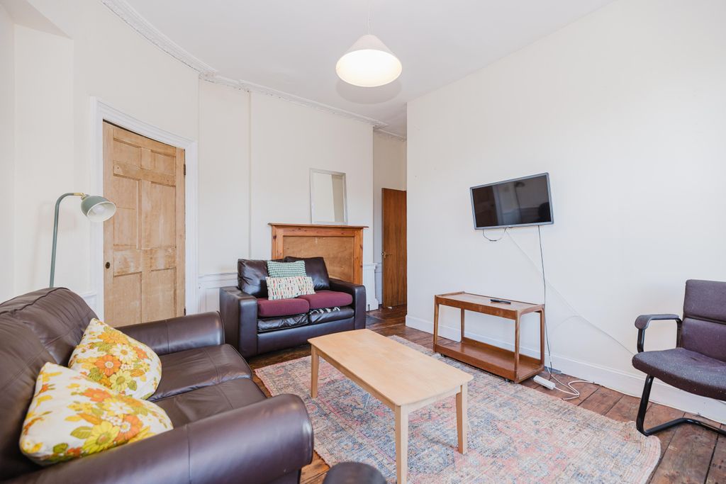 Property photo 3 of 24