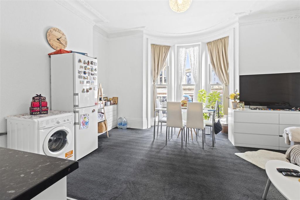 Property photo 2 of 9 Living Room