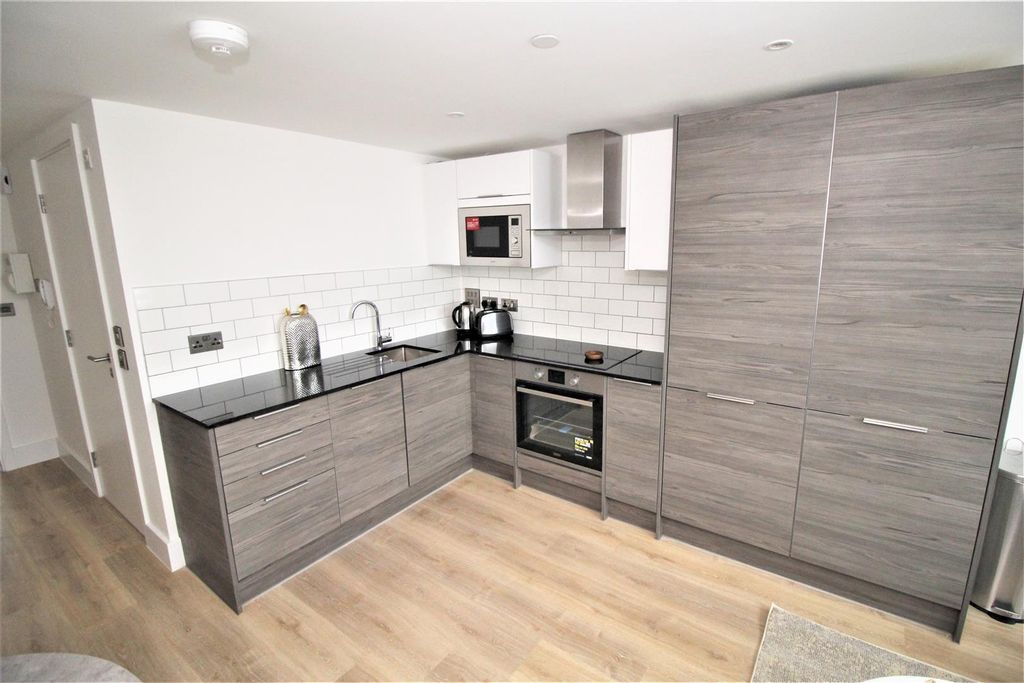 Property photo 2 of 8 M7Pcq_8wc06Tqhrjipvfca.Jpg