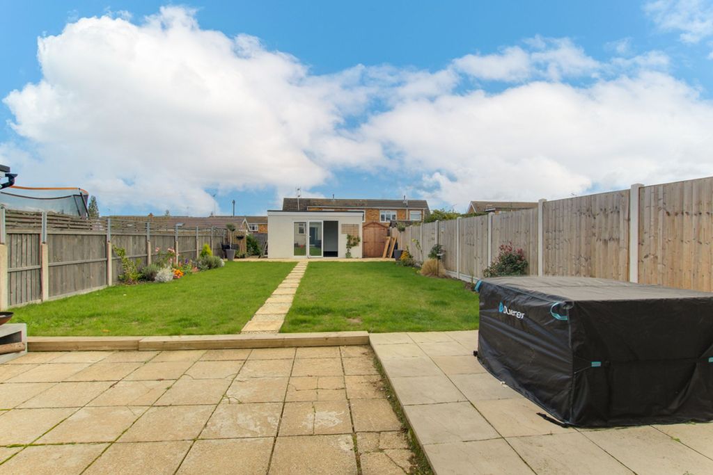 Property photo 2 of 15