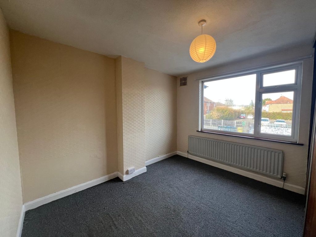 Property photo 1 of 3