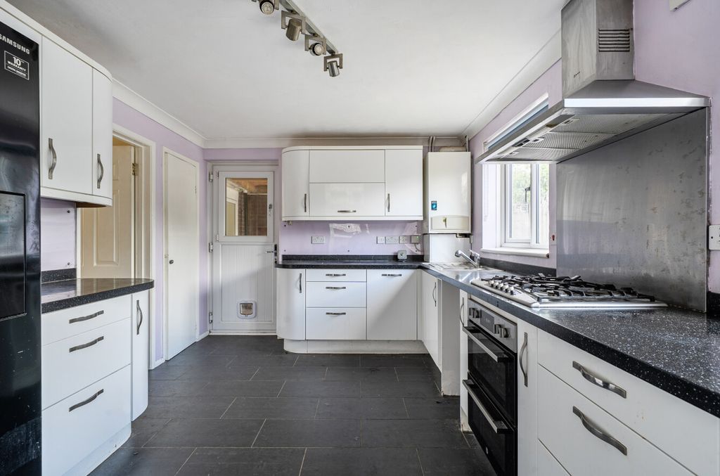 Property photo 3 of 18 1530998 (8).Jpg