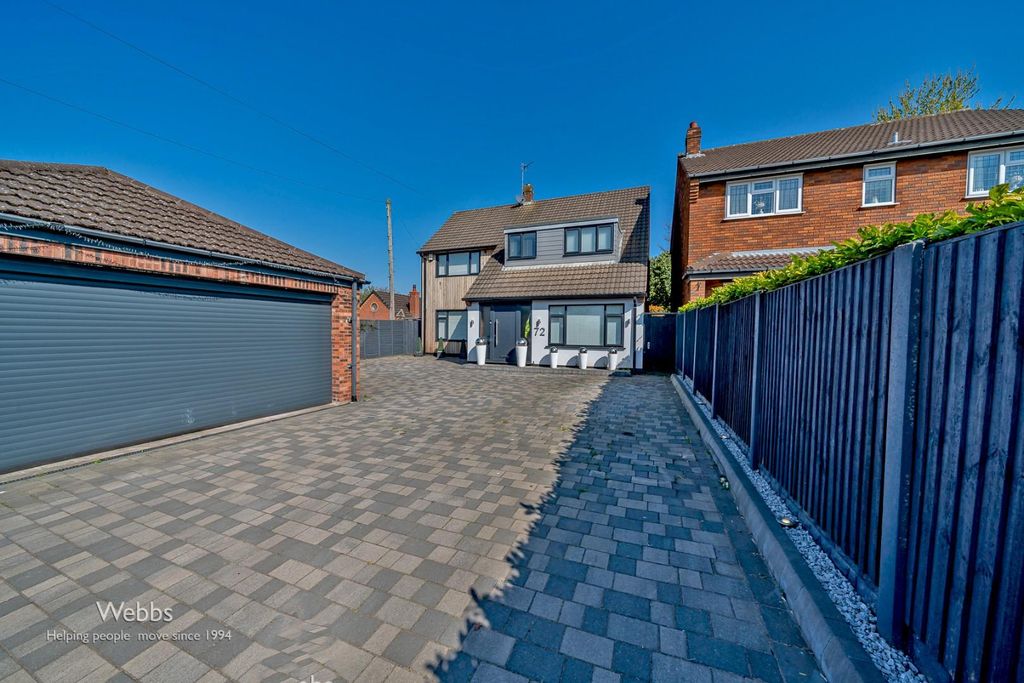 Property photo 2 of 34 Â© Webbs Estate Agents Â© (115 Of 147).Jpg