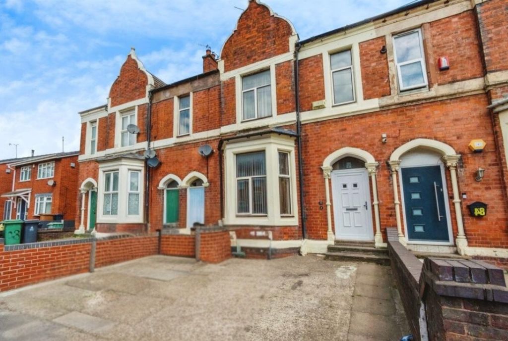 Property photo 1 of 18