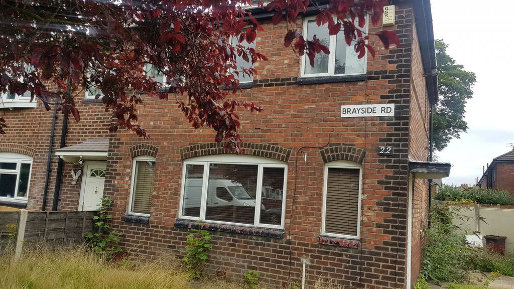 Property photo 1 of 27 3 Bedroom Semi Detached House To Et