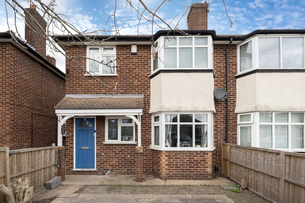 Property photo 1 of 15 312 Photo-17