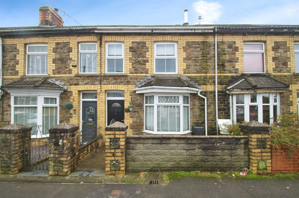 Property photo 1 of 21