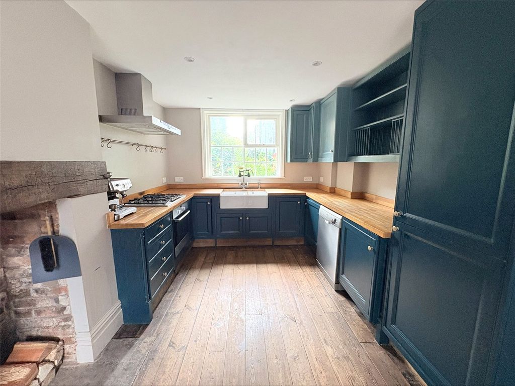 Property photo 1 of 17 Picture No. 20