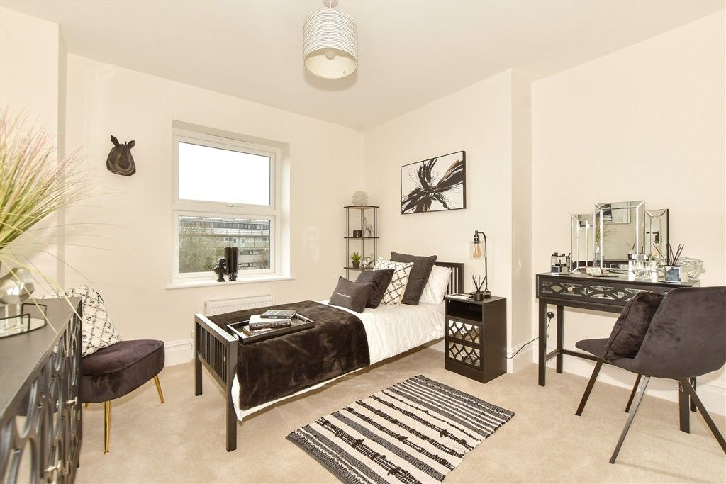 Additional image 9 of 3 bed flat for salePleydell Gardens, Folkestone, Kent CT20