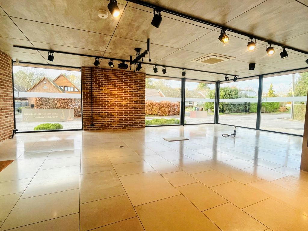 Property photo 2 of 6 1.Jpg