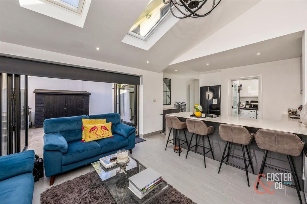 Property photo 3 of 34 Longhill Road_112-009.Jpg