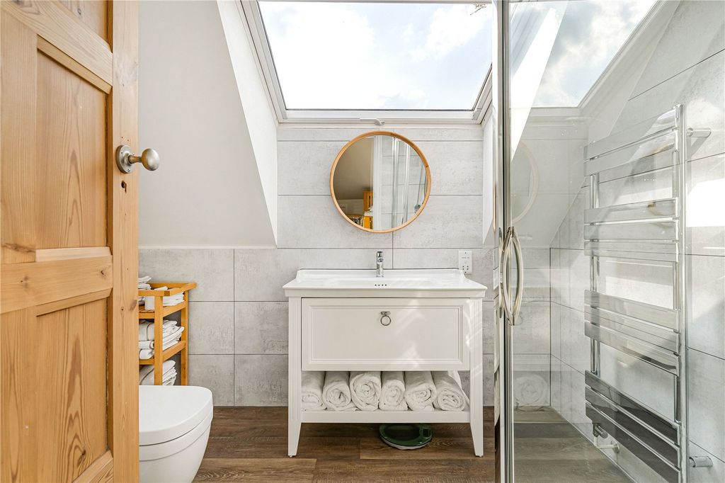 Additional image 22 of 5 bed detached house for saleBoston Gardens, Brentford TW8