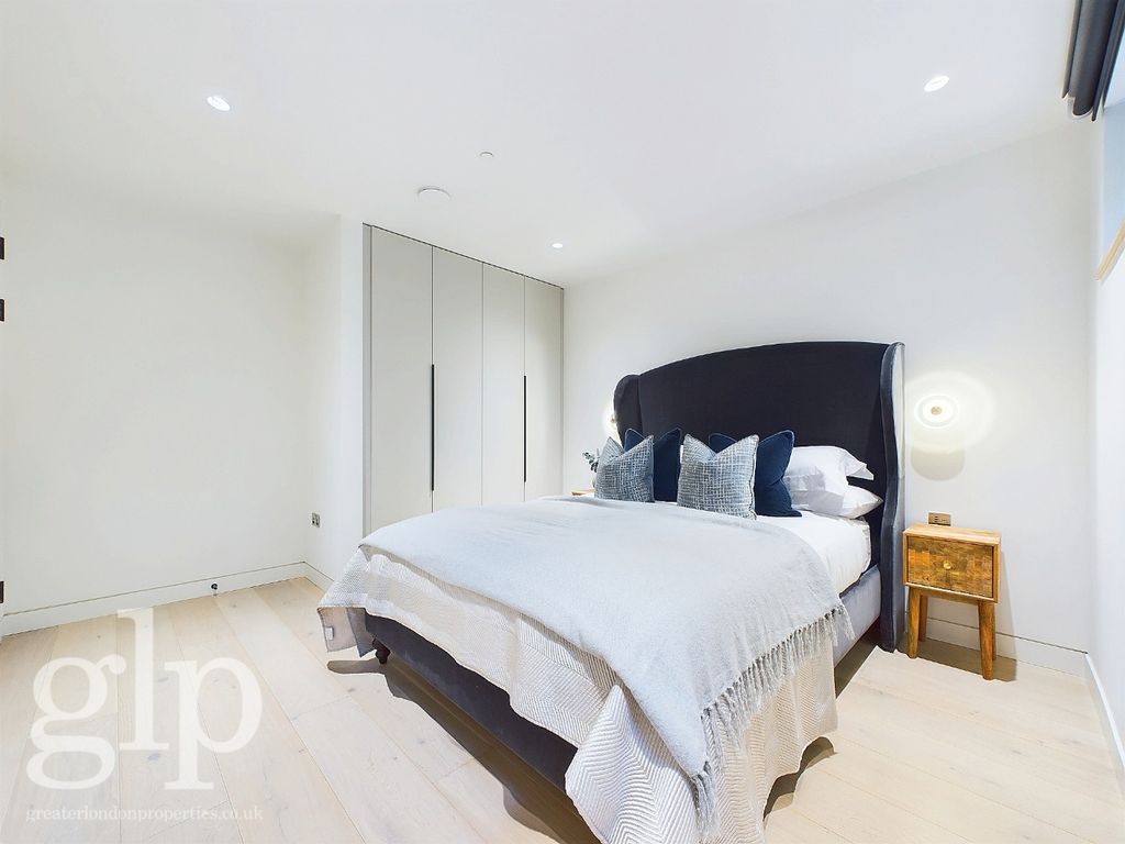 Property photo 3 of 28 3651796