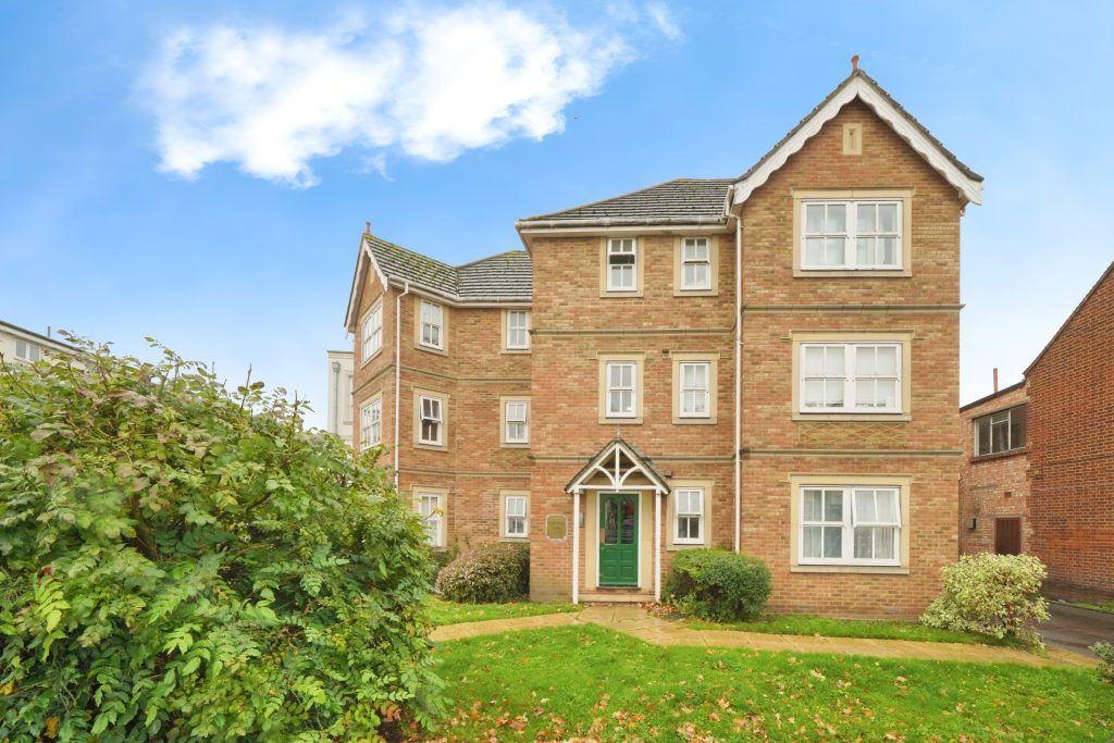 Property photo 1 of 20