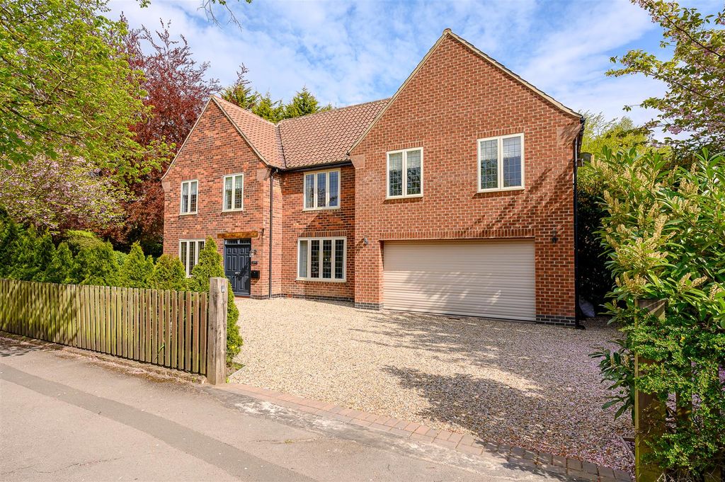 Property photo 1 of 38 External