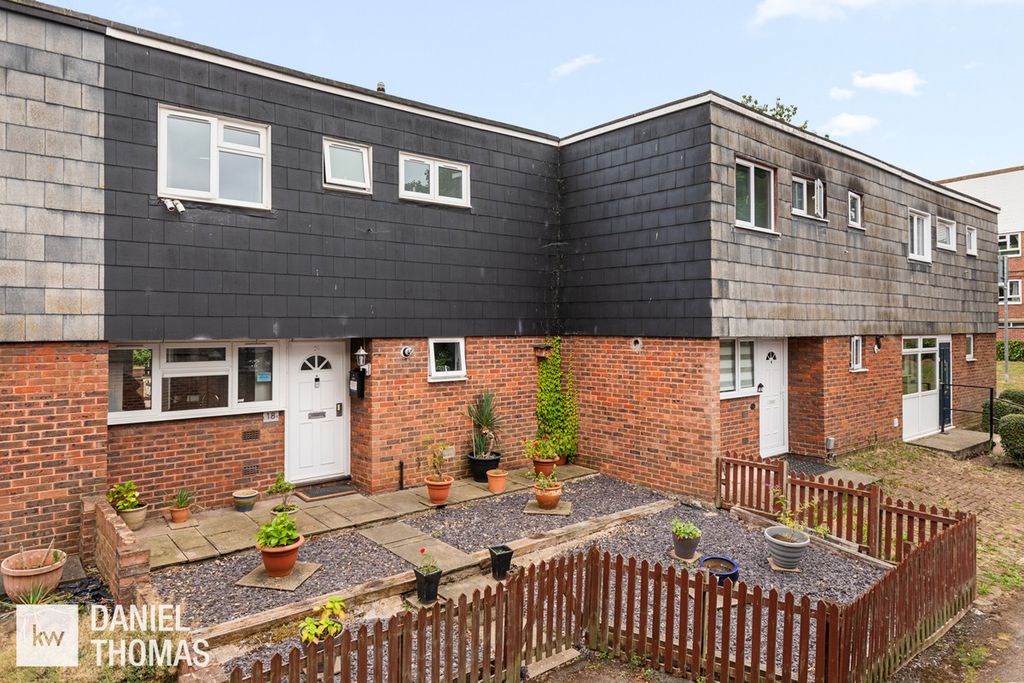 Property photo 1 of 21