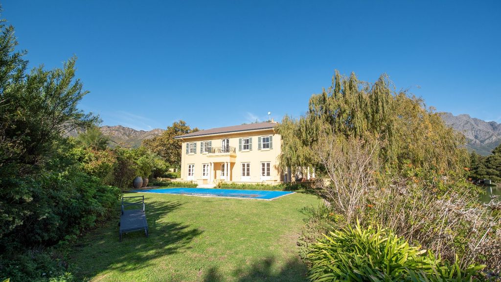 Property photo 3 of 43