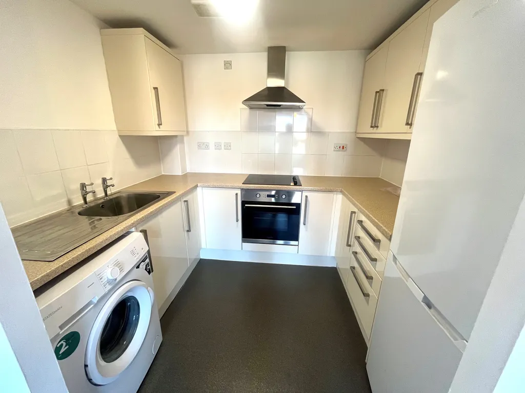 Mansfield Road, Nottingham NG1 - View 3