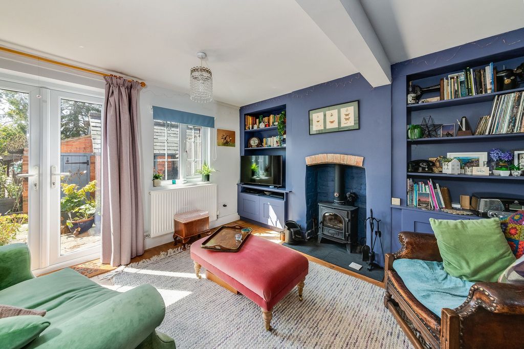 Property photo 2 of 18