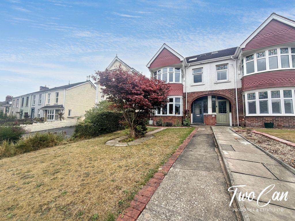 Property photo 1 of 29