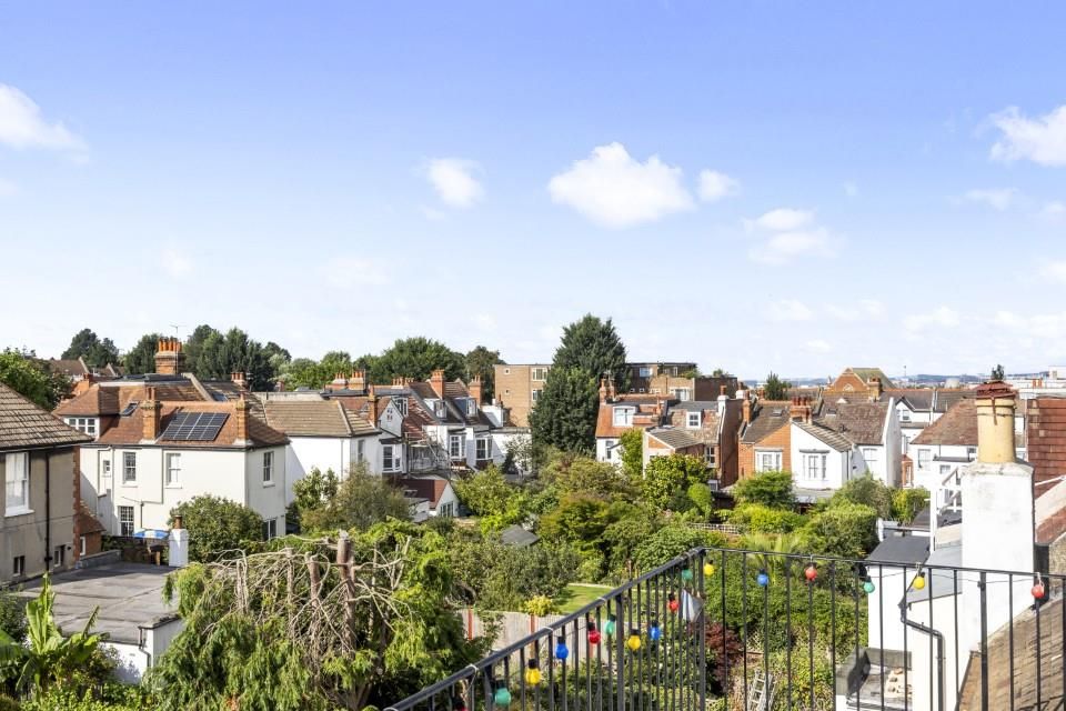 Property photo 2 of 15 Granville Road_10A_Flat 2-009 (Custom).Jpg