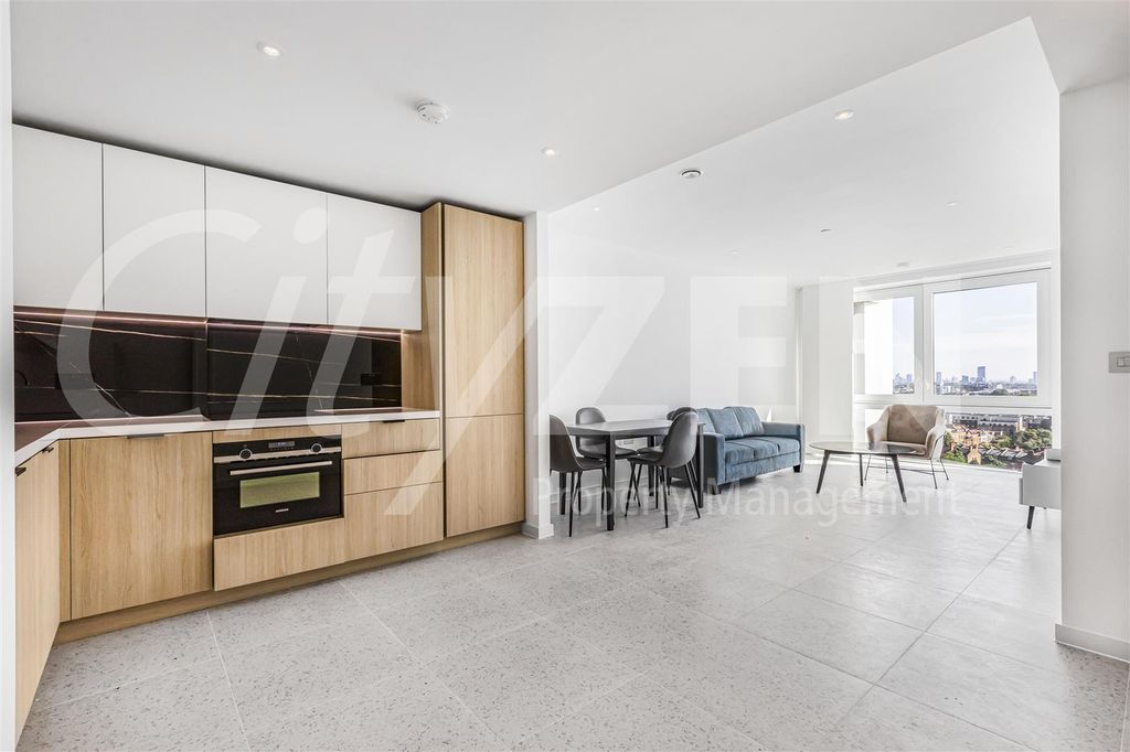 Property photo 1 of 16 Reception Room