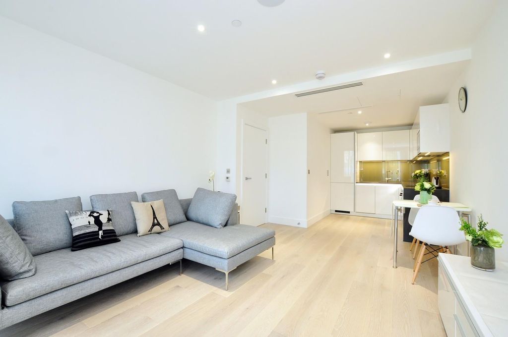 Property photo 2 of 7 Image