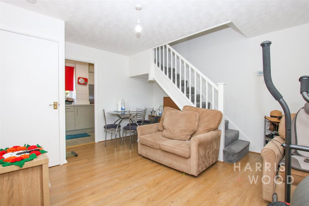 Property photo 2 of 11 Picture No. 16