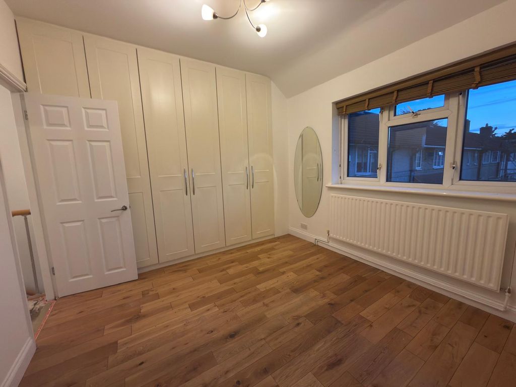 Property photo 2 of 12 Gallery