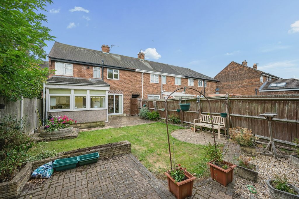 Property photo 1 of 17 5303013