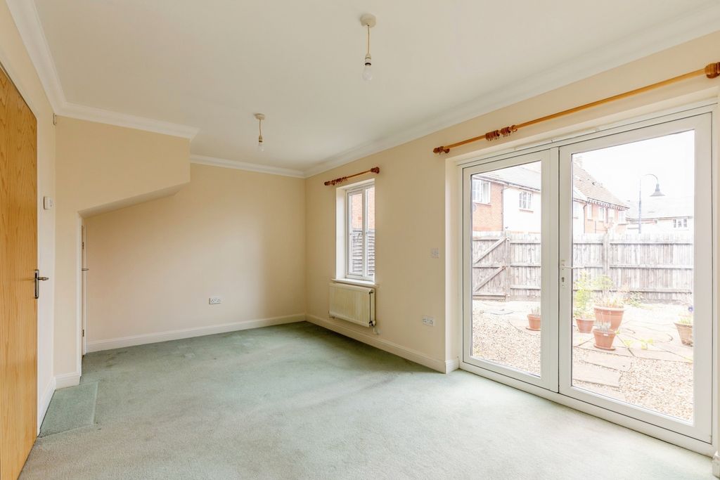 Property photo 3 of 13 Photo