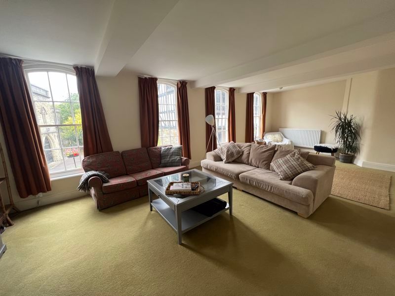 Property photo 2 of 14 Photo 1