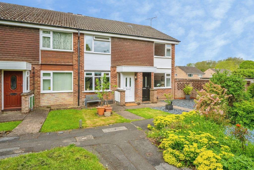 Property photo 1 of 16 Outside