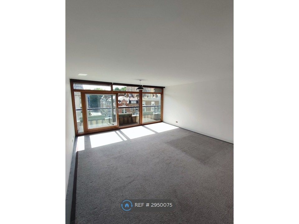 Property photo 1 of 19 Studio Room