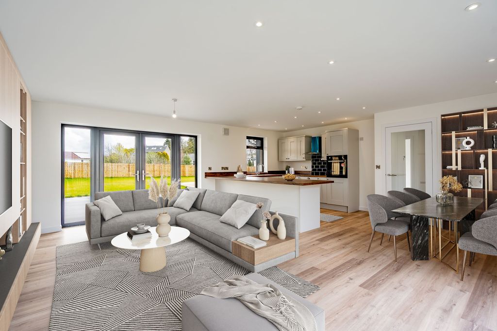 Property photo 3 of 31