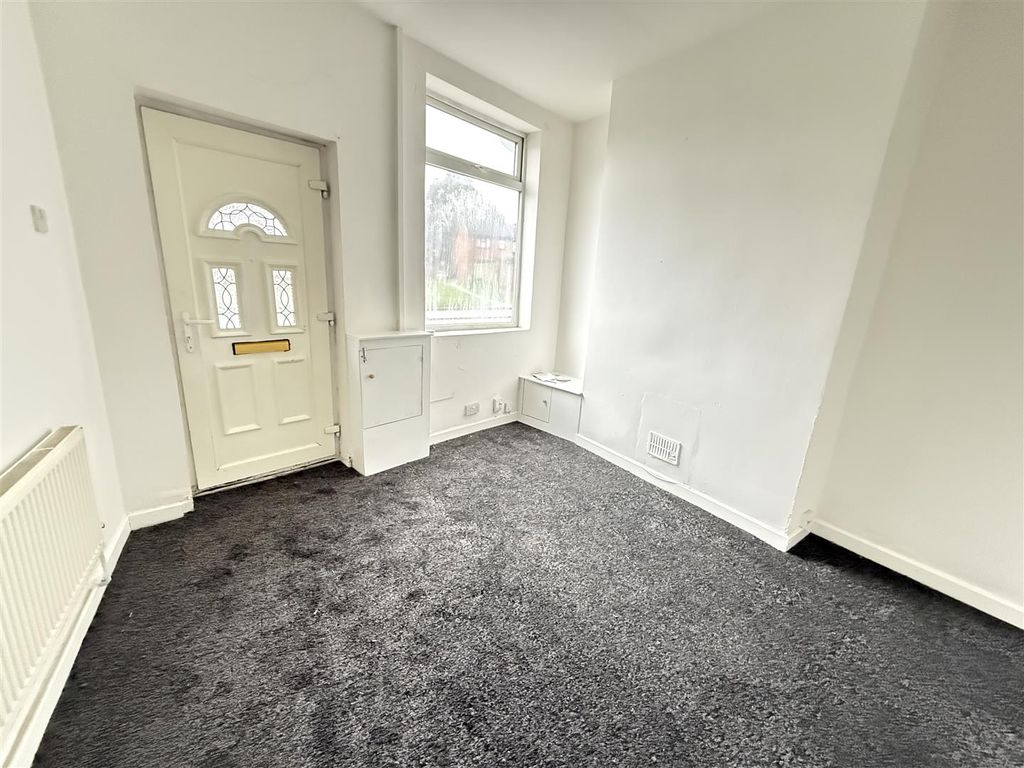 Property photo 2 of 8 Blockhall-3.Jpg